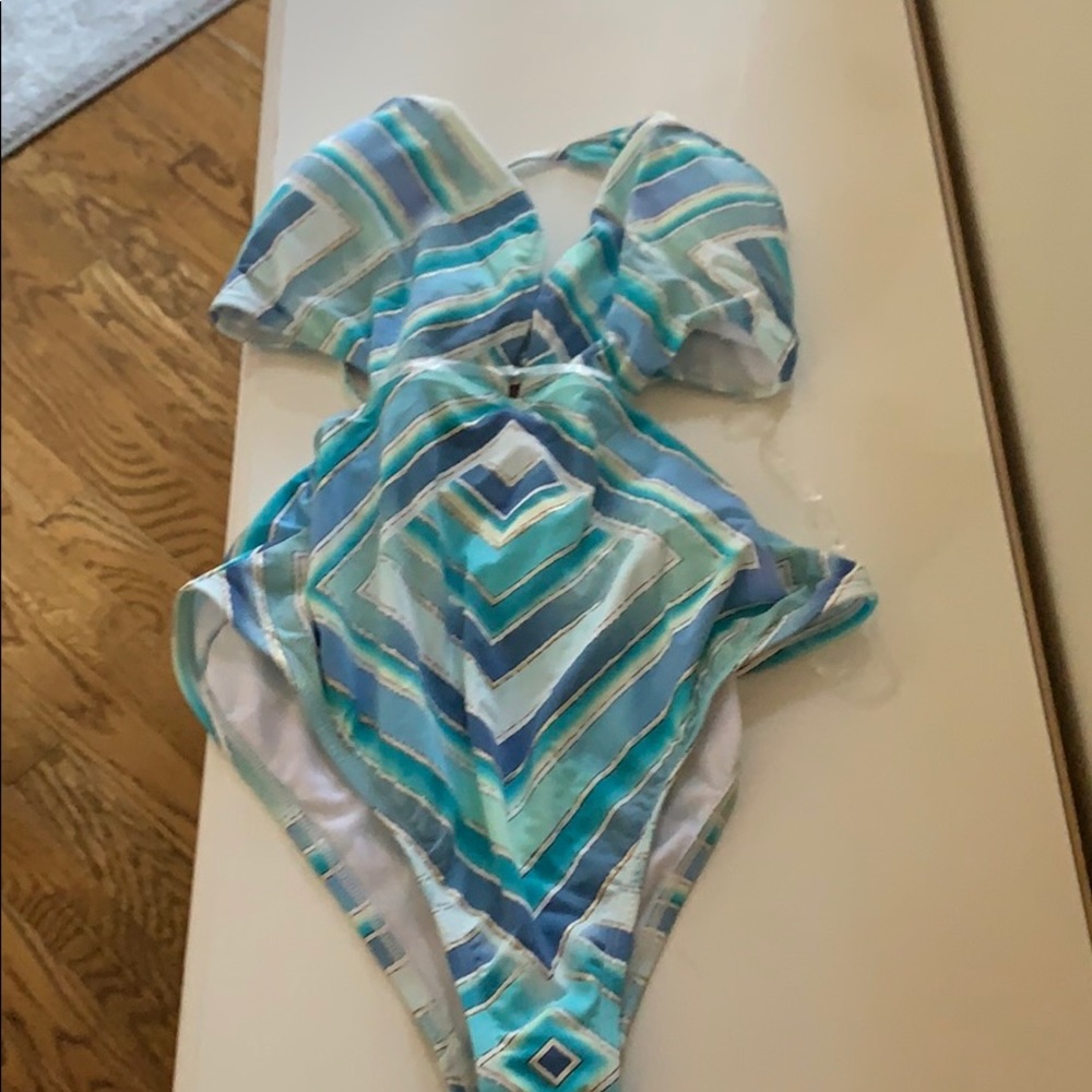 Xl Bar lll one piece